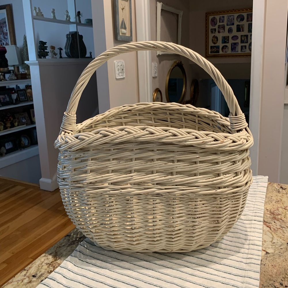 Vintage Large Wicker Basket with handle